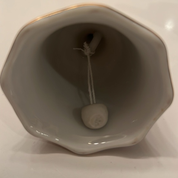 Vintage 3-Piece Mini Porcelain Set Bell, Teapot Egg Trinket Box Floral Small GUC - Picture 3 of 16